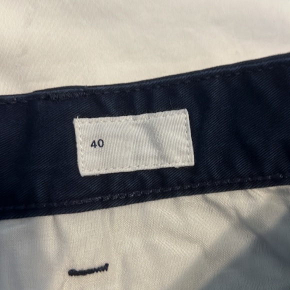 Gap Navy Shorts size 40 - Picture 4 of 9